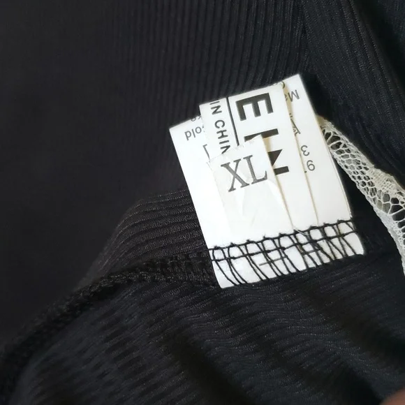 SHEIN SIZE XL BLACK AND LACE DRESS - Picture 6 of 7